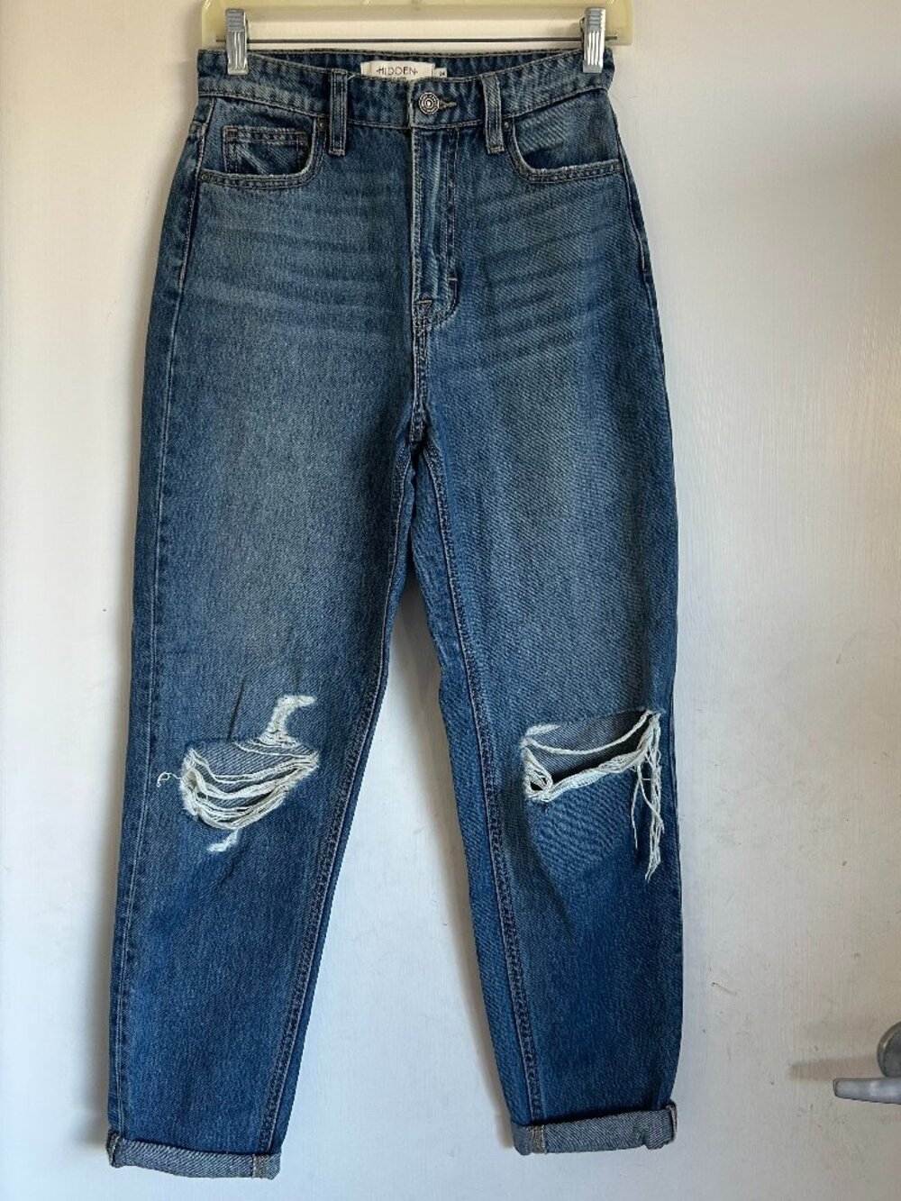 Hidden Los Angeles - Medium Wash Distressed Jeans